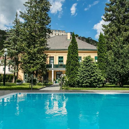 Schwarz Wienerwald Residenz Baden Exterior foto