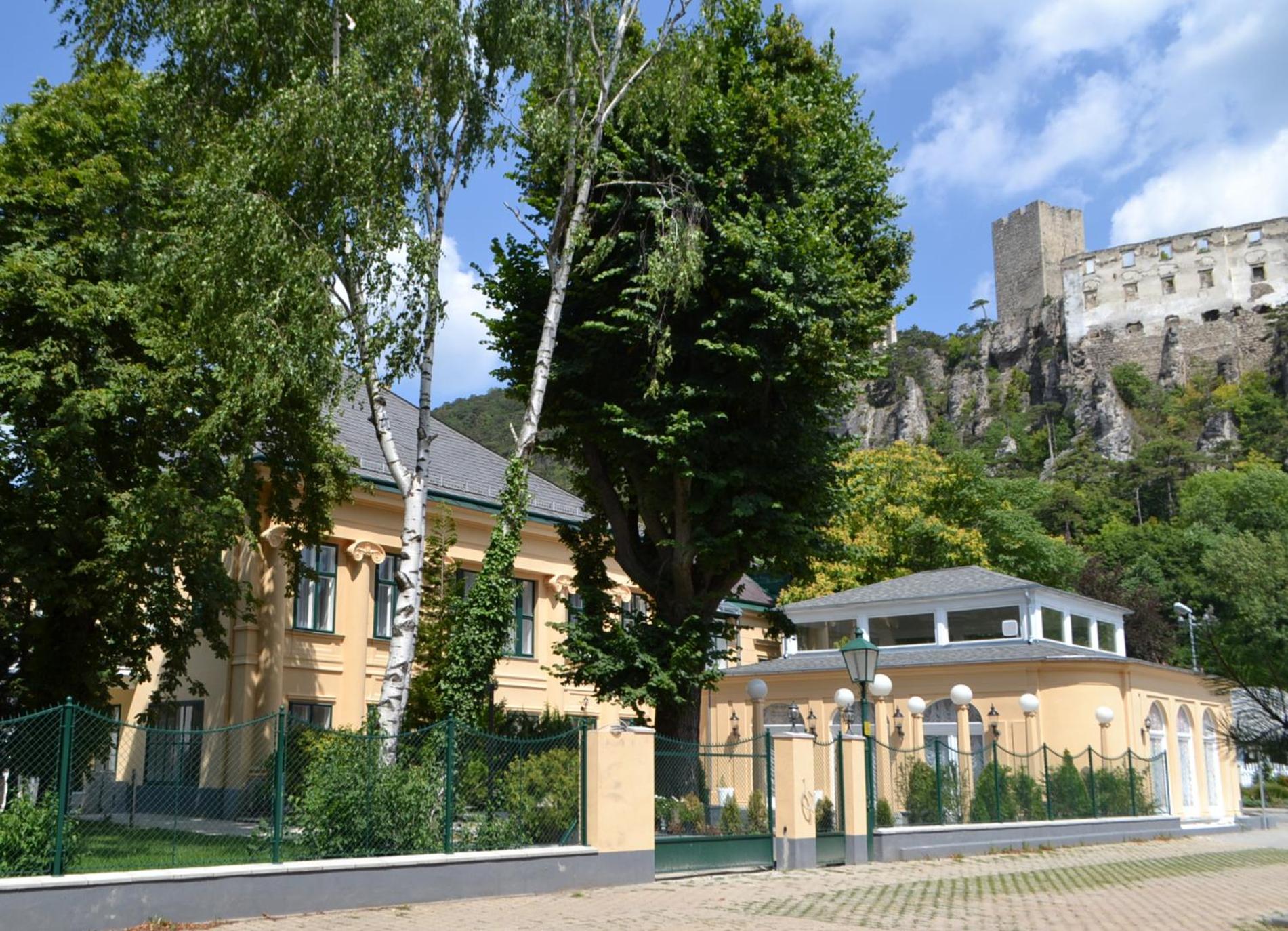 Schwarz Wienerwald Residenz Baden Exterior foto
